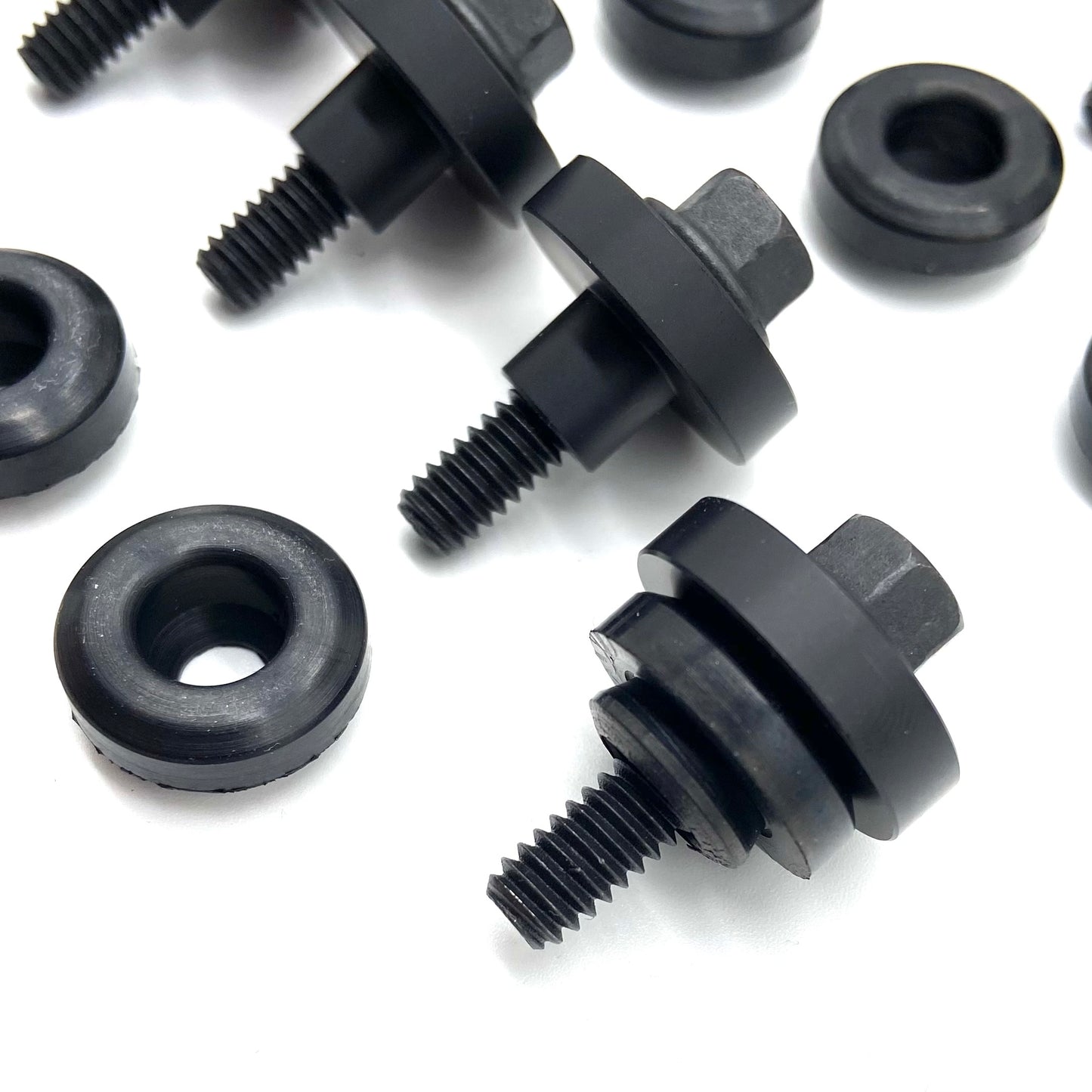Jeep Grand Cherokee ZJ WJ 96-04 4.0L Valve Cover Torque Limiters + Bolts + Grommets (Black)