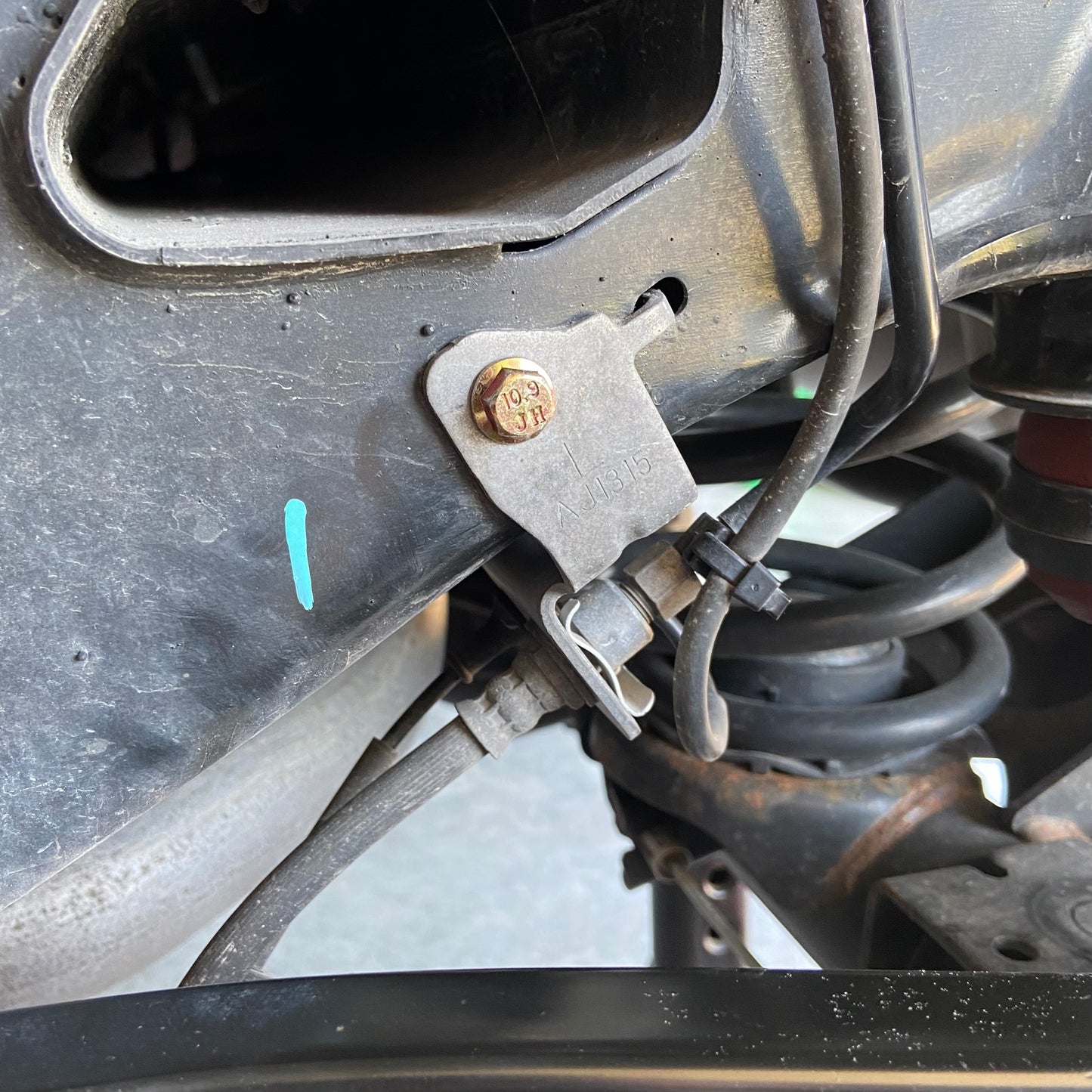 Jeep Wrangler JL 18-26 Brake Line to Frame Bolts for Caliper Hose